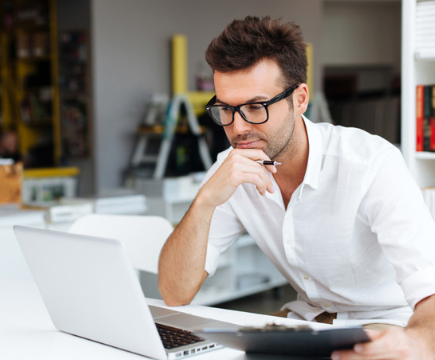 konsisten pada pekerjaan